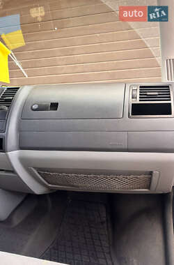 Грузовой фургон Volkswagen Transporter 2008 в 