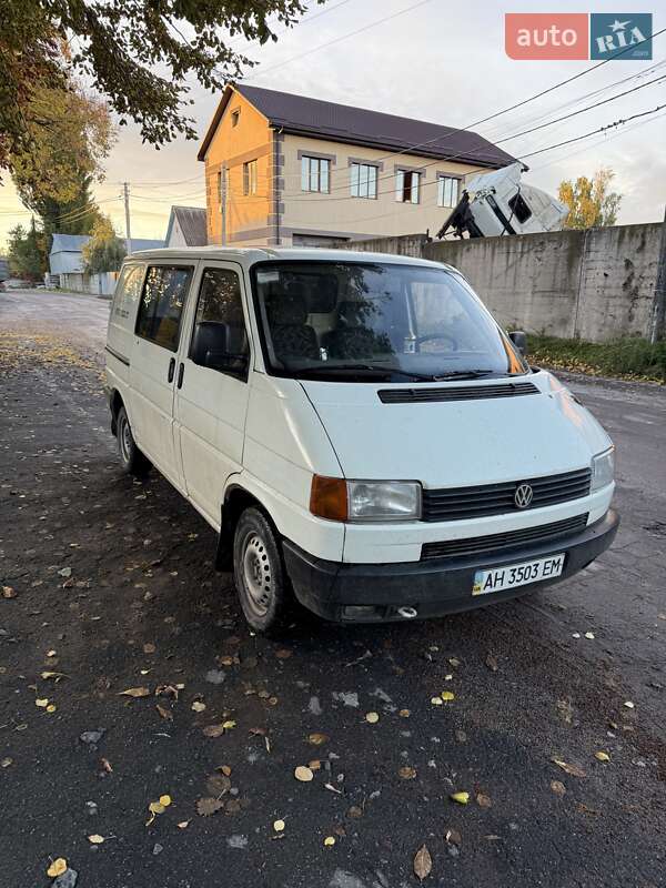 Грузовой фургон Volkswagen Transporter 1995 в 
