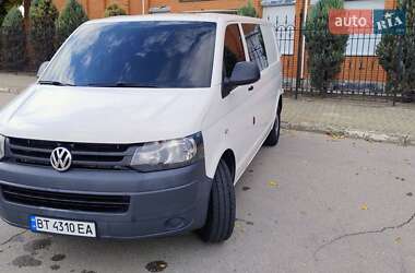 Грузопассажирский фургон Volkswagen Transporter 2013 в Николаеве