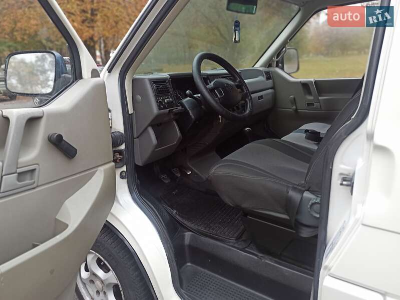 Минивэн Volkswagen Transporter 1998 в Харькове
