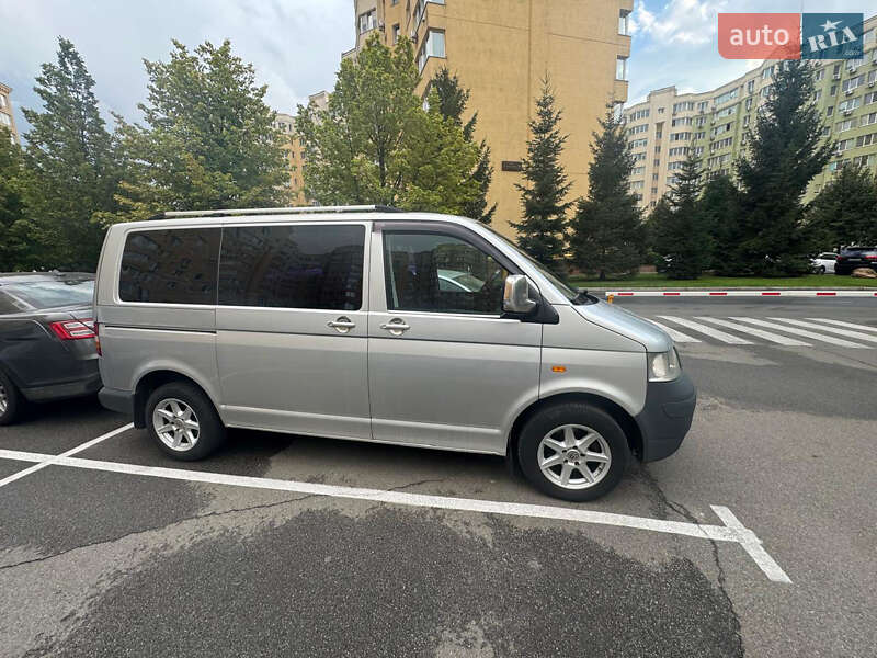 Минивэн Volkswagen Transporter 2006 в Киеве