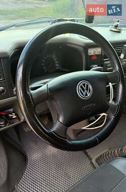 Минивэн Volkswagen Transporter 2002 в 