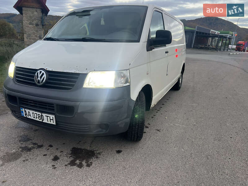 Грузовой фургон Volkswagen Transporter 2008 в Косове фото 4 Грузовой фургон Volkswagen Transporter 2008 в Косове