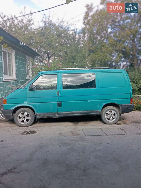 Грузовой фургон Volkswagen Transporter 1996 в Баре