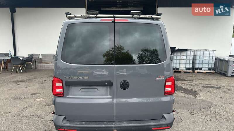 Грузовой фургон Volkswagen Transporter 2017 в Радомышле