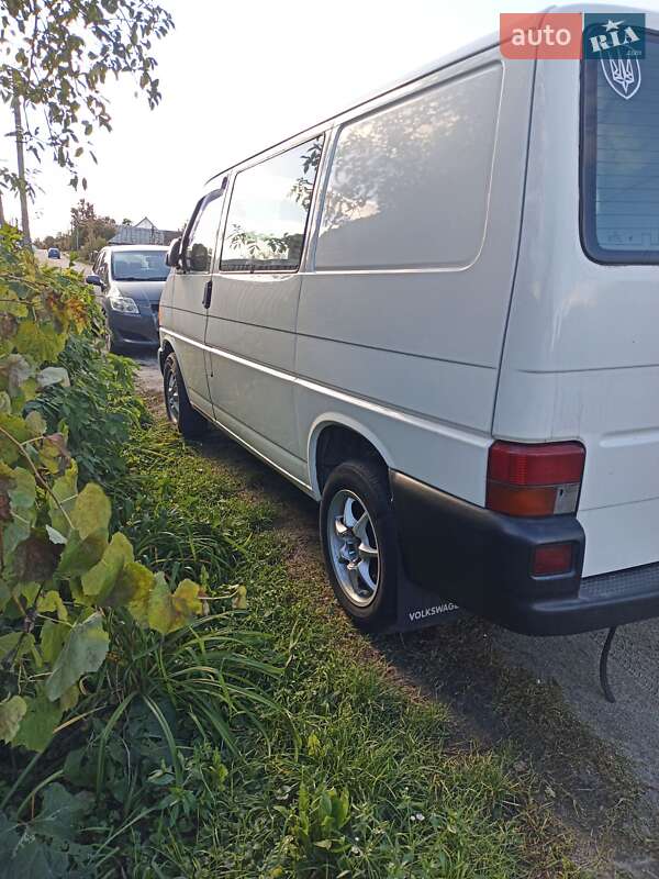 Минивэн Volkswagen Transporter 2002 в Киеве