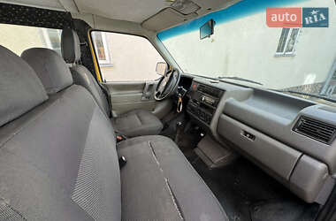 Минивэн Volkswagen Transporter 1999 в 