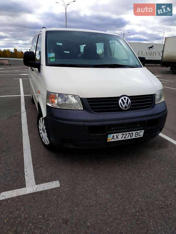 Микроавтобус Volkswagen Transporter 2006 в 