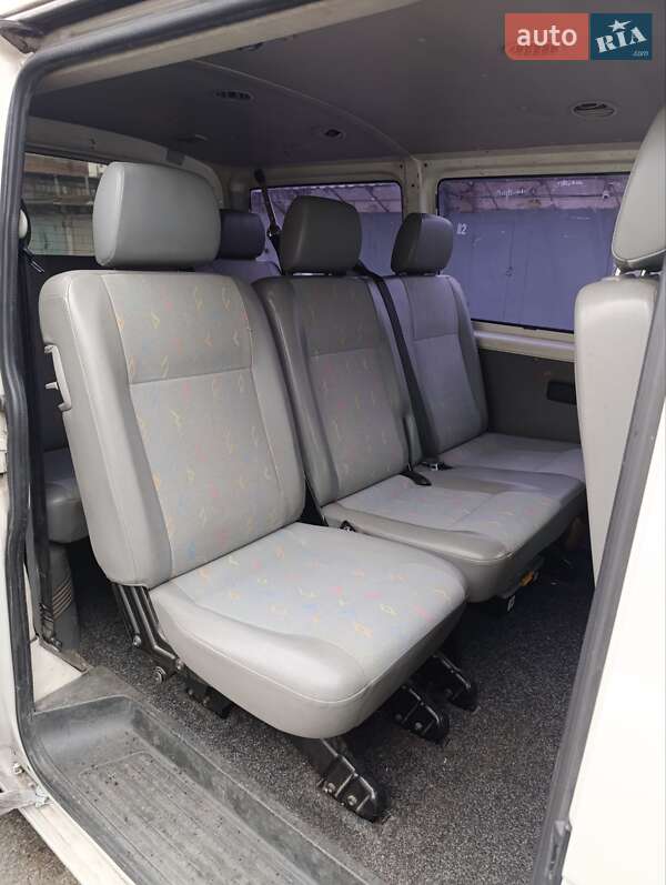 Минивэн Volkswagen Transporter 2008 в Киеве