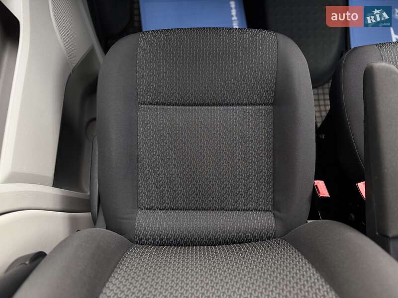 Минивэн Volkswagen Transporter 2018 в Мукачево