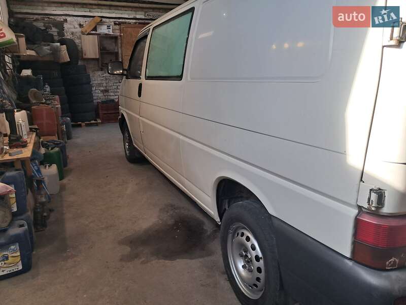 Минивэн Volkswagen Transporter 1999 в Новомосковске