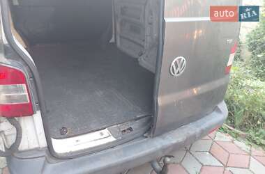 Вантажний фургон Volkswagen Transporter 2011 в 