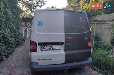 Вантажний фургон Volkswagen Transporter 2011 в 