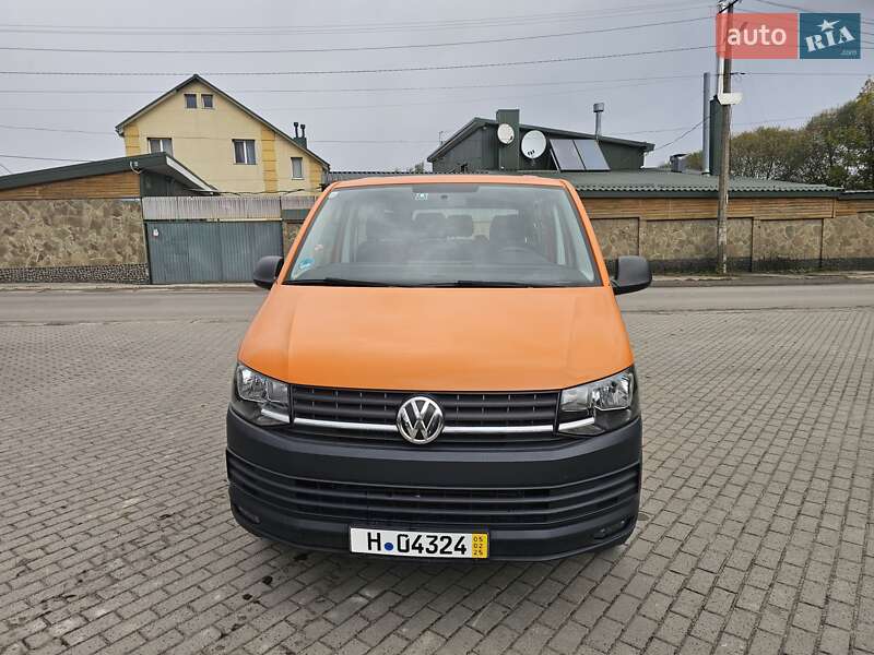 Мінівен Volkswagen Transporter 2018 в Рівному