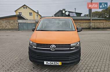 Минивэн Volkswagen Transporter 2018 в 
