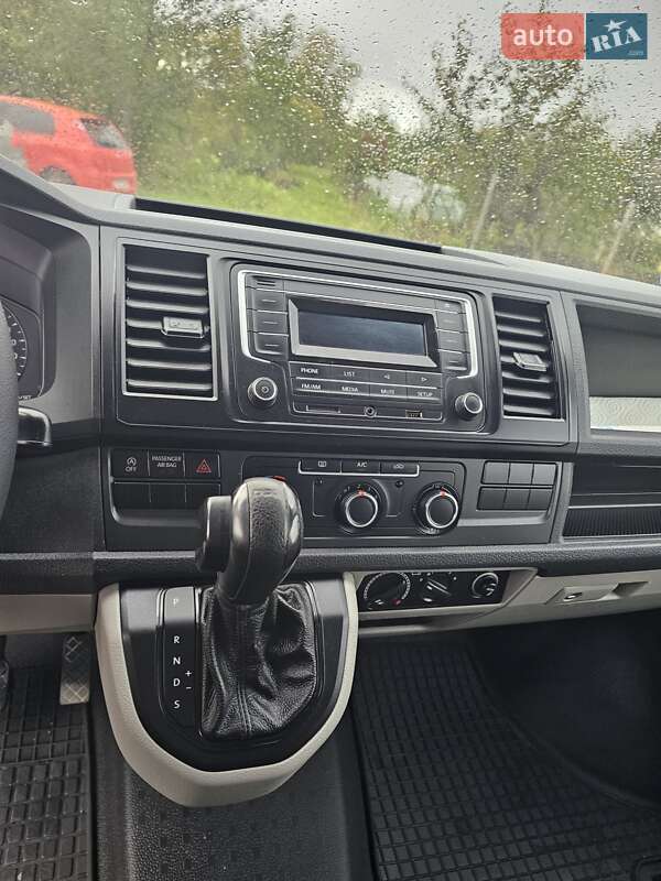 Мінівен Volkswagen Transporter 2018 в Рівному