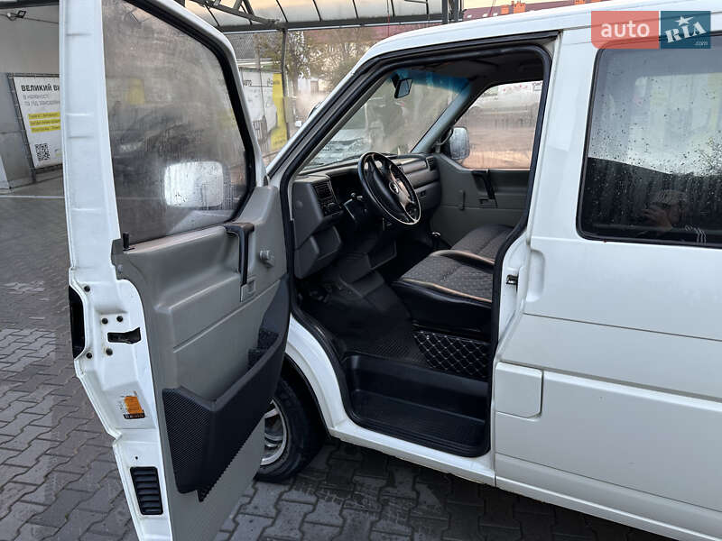 Мінівен Volkswagen Transporter 1999 в Чернівцях фото 13 Мінівен Volkswagen Transporter 1999 в Чернівцях