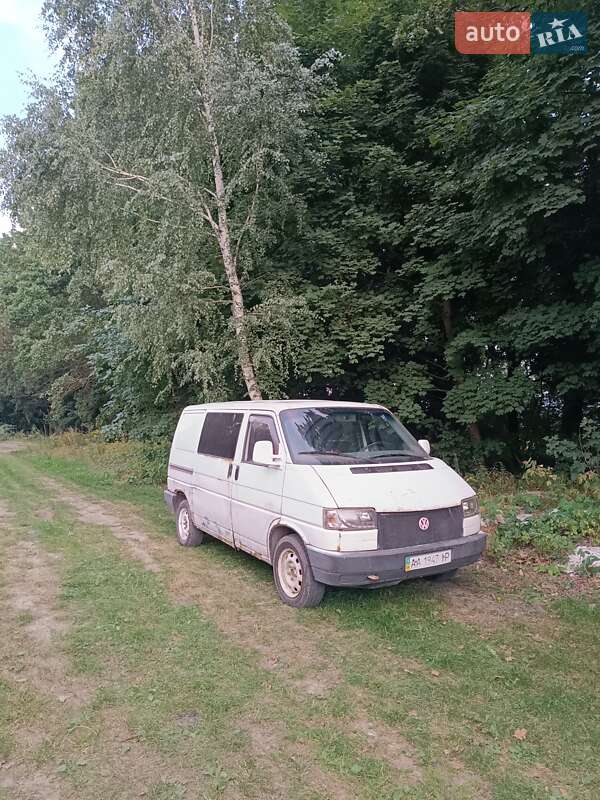 Грузовой фургон Volkswagen Transporter 1995 в Киеве