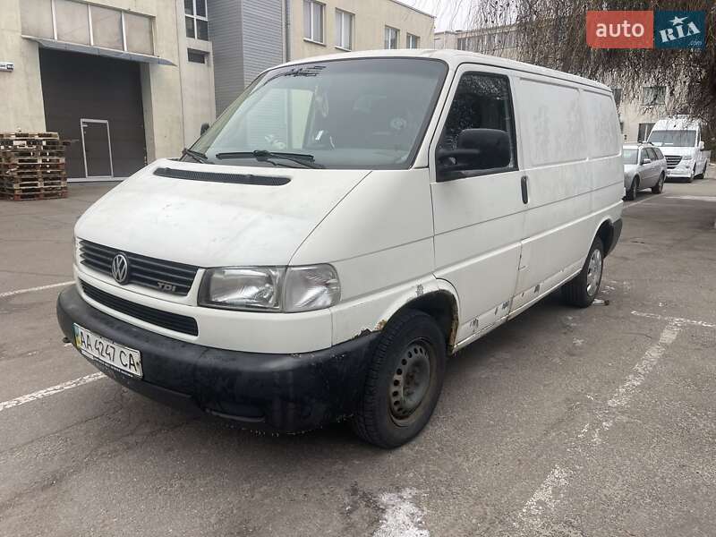 Грузовой фургон Volkswagen Transporter 2000 в 