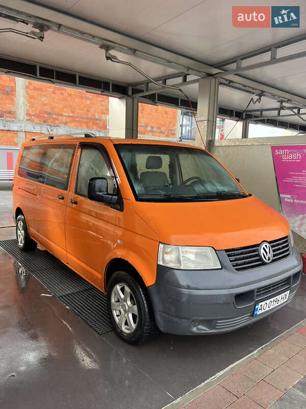Минивэн Volkswagen Transporter 2007 в Хусте