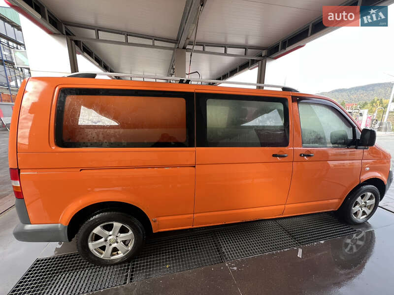 Минивэн Volkswagen Transporter 2007 в Хусте