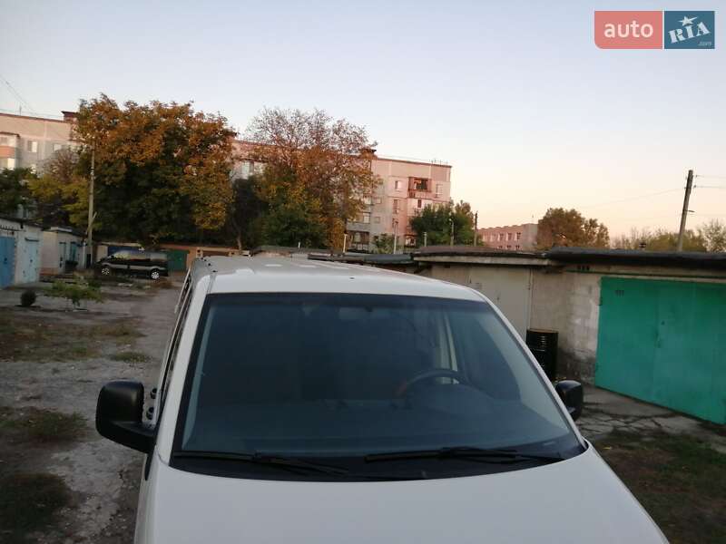 Минивэн Volkswagen Transporter 2006 в Запорожье