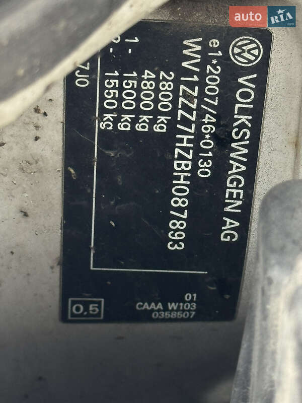 Грузопассажирский фургон Volkswagen Transporter 2011 в Умани