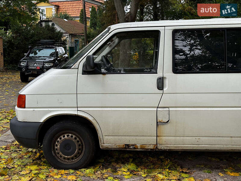 Минивэн Volkswagen Transporter 2001 в Киеве