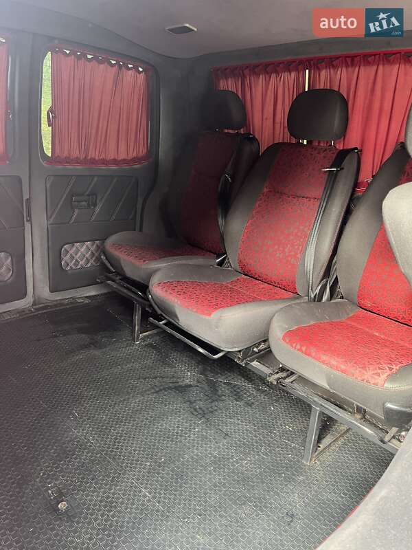 Минивэн Volkswagen Transporter 2007 в Жовкве