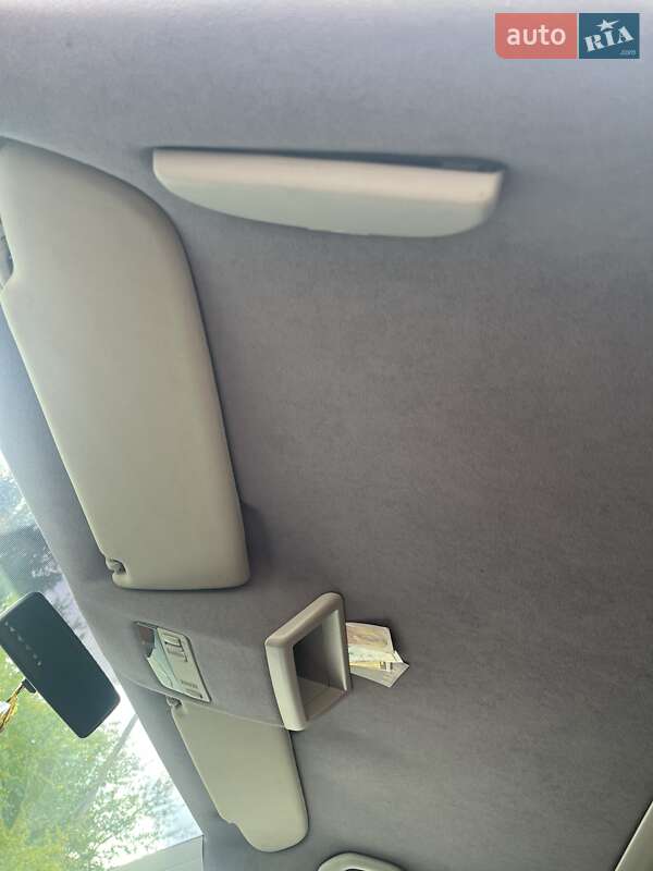 Минивэн Volkswagen Transporter 2007 в Жовкве