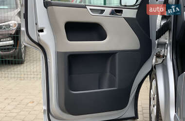 Минивэн Volkswagen Transporter 2009 в 