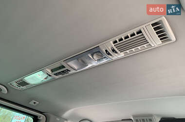 Минивэн Volkswagen Transporter 2009 в 
