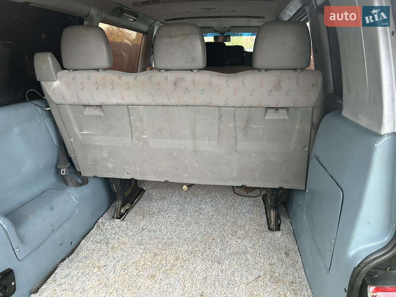 Минивэн Volkswagen Transporter 2000 в Ужгороде