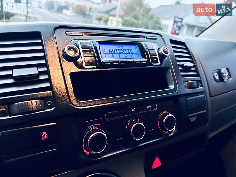 Минивэн Volkswagen Transporter 2010 в Грушево фото 64 Минивэн Volkswagen Transporter 2010 в Грушево