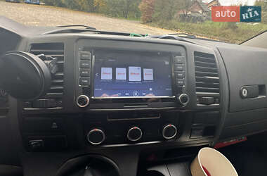Грузовой фургон Volkswagen Transporter 2013 в 