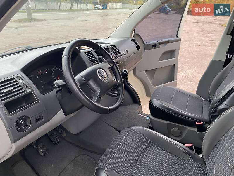 Минивэн Volkswagen Transporter 2006 в Прилуках
