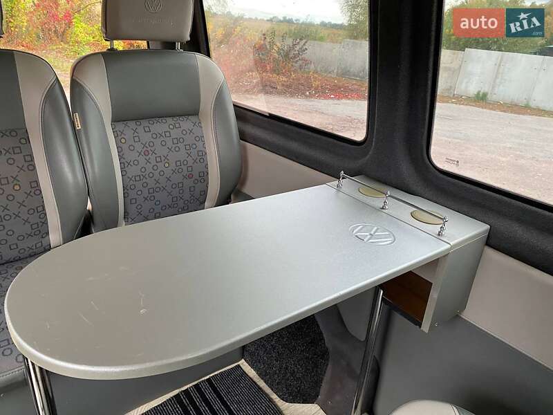 Минивэн Volkswagen Transporter 2006 в Прилуках