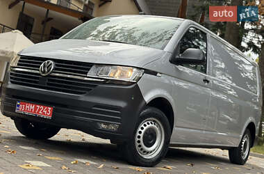 Грузовой фургон Volkswagen Transporter 2021 в 