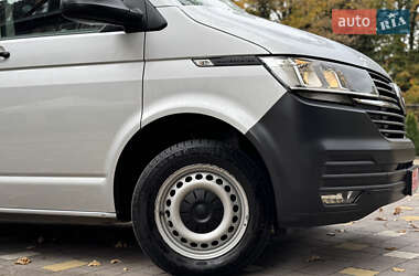 Грузовой фургон Volkswagen Transporter 2021 в 