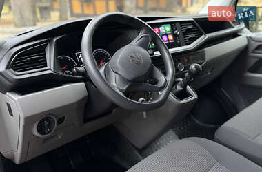 Грузовой фургон Volkswagen Transporter 2021 в 
