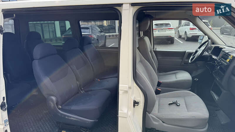 Минивэн Volkswagen Transporter 2000 в Житомире