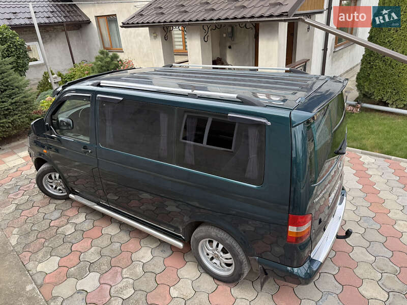 Мінівен Volkswagen Transporter 2005 в Снятині