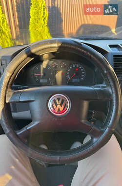 Мінівен Volkswagen Transporter 2006 в 