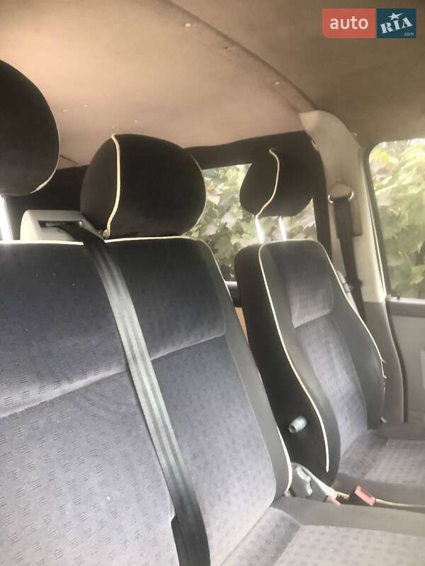 Минивэн Volkswagen Transporter 2006 в Луцке