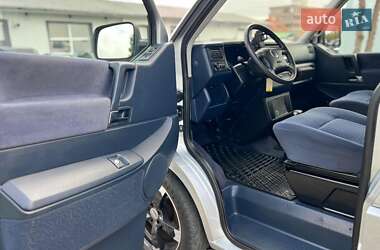 Минивэн Volkswagen Transporter 1990 в 