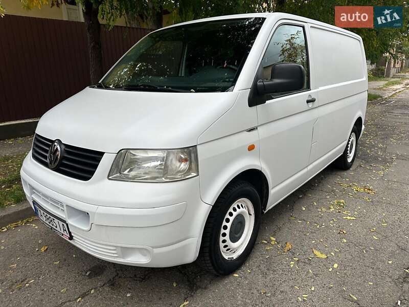 Грузовой фургон Volkswagen Transporter 2007 в Киеве