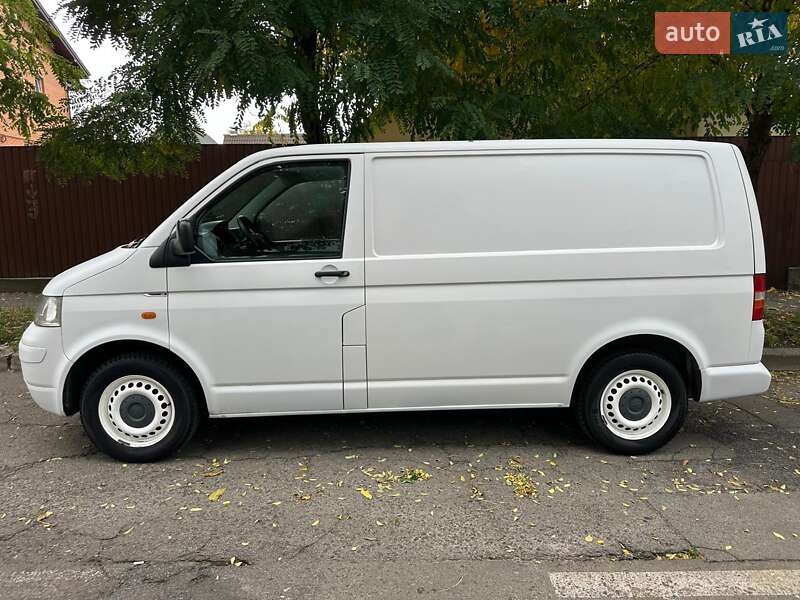 Грузовой фургон Volkswagen Transporter 2007 в Киеве