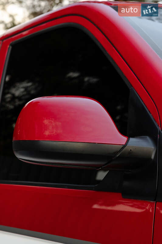 Грузопассажирский фургон Volkswagen Transporter 2011 в Ровно фото 46 Грузопассажирский фургон Volkswagen Transporter 2011 в Ровно
