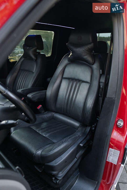 Грузопассажирский фургон Volkswagen Transporter 2011 в Ровно фото 52 Грузопассажирский фургон Volkswagen Transporter 2011 в Ровно