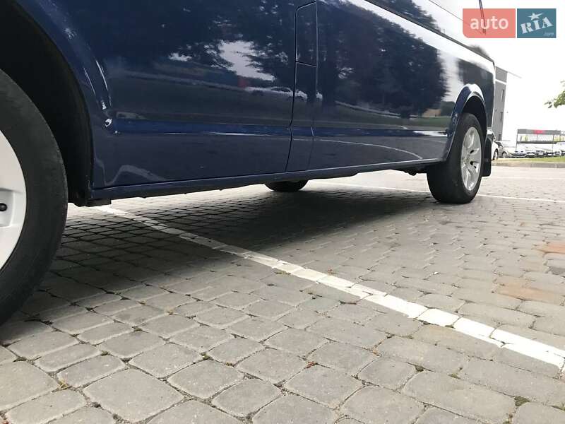 Минивэн Volkswagen Transporter 2006 в Виннице